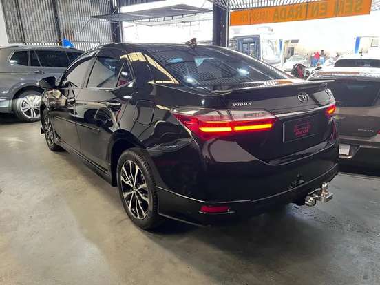 TOYOTA-COROLLA-2017