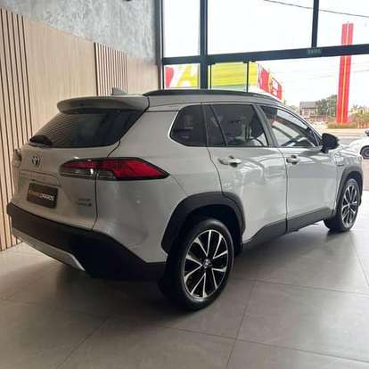 TOYOTA-COROLLA CROSS-2021
