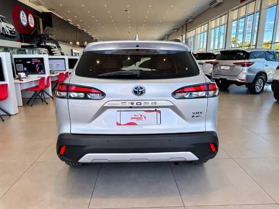 TOYOTA-COROLLA CROSS-2024