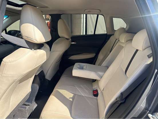 TOYOTA-COROLLA CROSS-2025