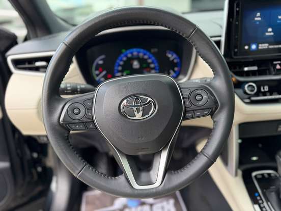 TOYOTA-COROLLA CROSS-2023
