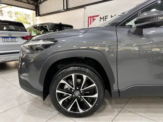 TOYOTA-COROLLA CROSS-2026