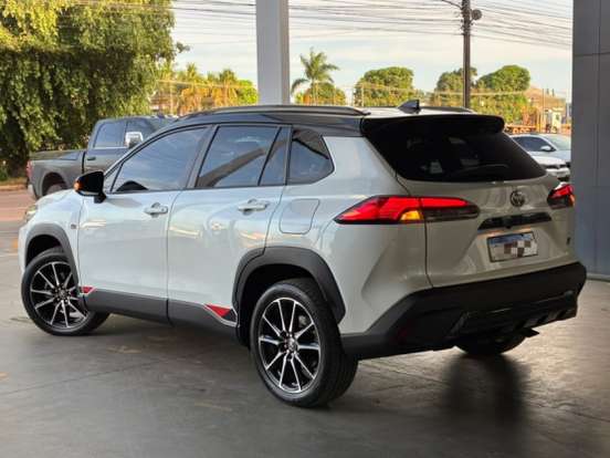 TOYOTA-COROLLA CROSS-2023