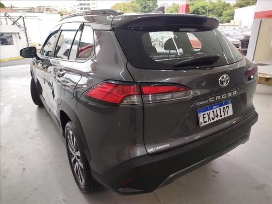 TOYOTA-COROLLA CROSS-2021