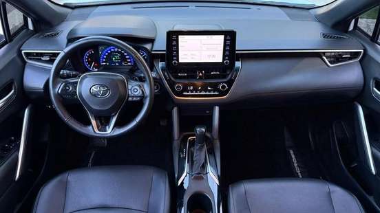 TOYOTA-COROLLA CROSS-2022