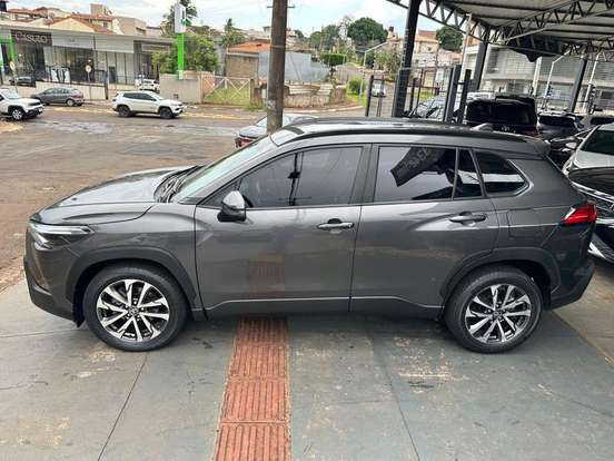 TOYOTA-COROLLA CROSS-2021