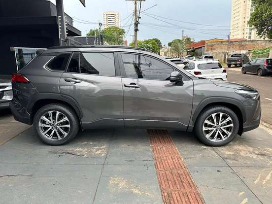 TOYOTA-COROLLA CROSS-2021