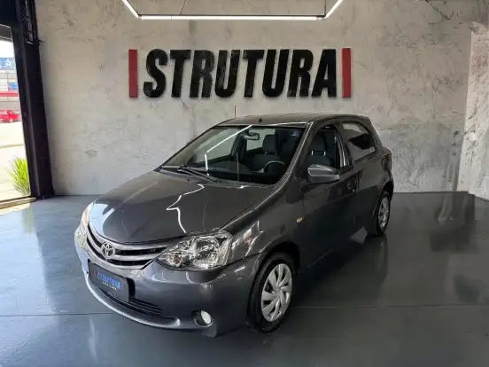 TOYOTA-ETIOS-1.3 X 16V FLEX 4P MANUAL TOYOTA-ETIOS-2014
