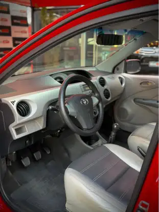 TOYOTA-ETIOS-2013