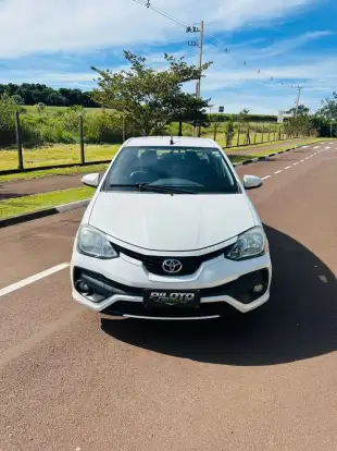 TOYOTA-ETIOS-1.5 PLATINUM SEDAN 16V FLEX 4P AUTOMÁTICO TOYOTA-ETIOS-2016
