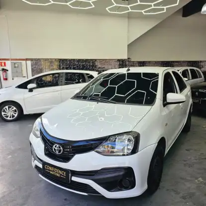 TOYOTA-ETIOS-2020