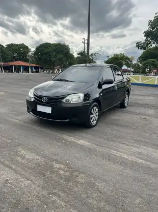 TOYOTA-ETIOS-2013