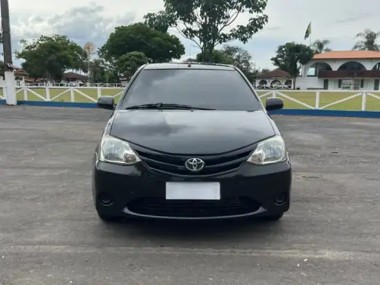 TOYOTA-ETIOS-1.5 XS SEDAN 16V FLEX 4P MANUAL TOYOTA-ETIOS-2013
