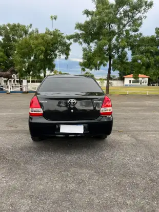 TOYOTA-ETIOS-2013