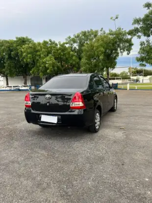 TOYOTA-ETIOS-2013