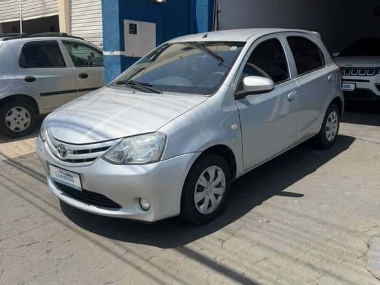 TOYOTA-ETIOS-1.3 X 16V FLEX 4P MANUAL TOYOTA-ETIOS-2016