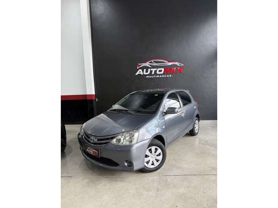 TOYOTA-ETIOS-2013