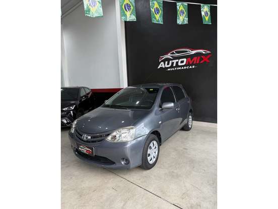 TOYOTA-ETIOS-1.3 XS 16V FLEX 4P MANUAL TOYOTA-ETIOS-2013