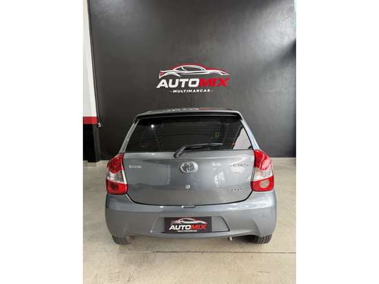 TOYOTA-ETIOS-1.3 XS 16V FLEX 4P MANUAL TOYOTA-ETIOS-2013