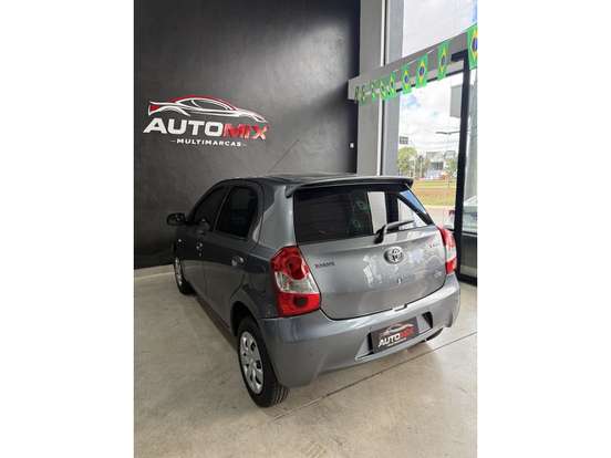 TOYOTA-ETIOS-2013