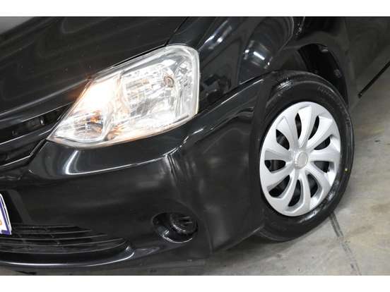 TOYOTA-ETIOS-1.3 XS 16V FLEX 4P MANUAL TOYOTA-ETIOS-2013