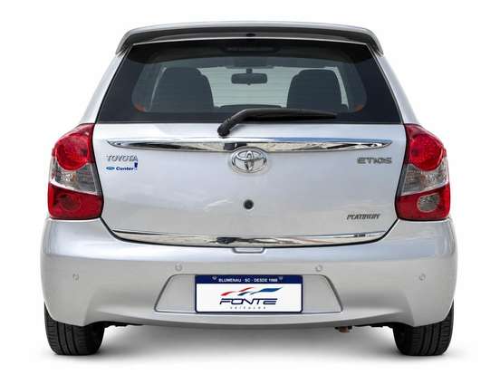 TOYOTA-ETIOS-1.5 PLATINUM 16V FLEX 4P MANUAL TOYOTA-ETIOS-2015