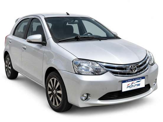 TOYOTA-ETIOS-1.5 PLATINUM 16V FLEX 4P MANUAL TOYOTA-ETIOS-2015