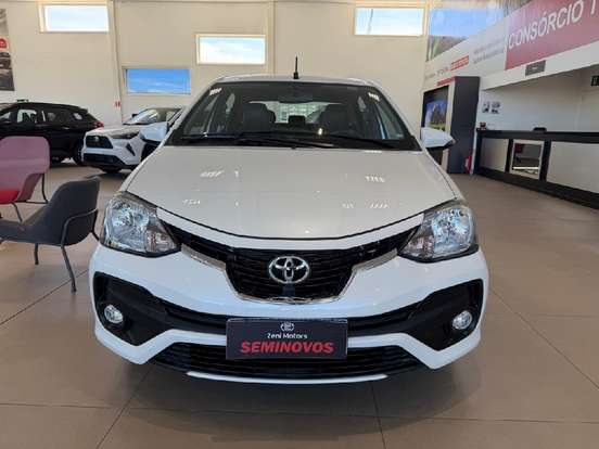 TOYOTA-ETIOS-1.5 PLATINUM SEDAN 16V FLEX 4P AUTOMÁTICO TOYOTA-ETIOS-2017