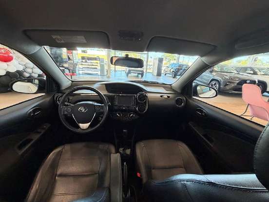 TOYOTA-ETIOS-2017