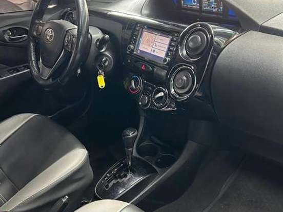 TOYOTA-ETIOS-1.5 PLATINUM SEDAN 16V FLEX 4P AUTOMÁTICO TOYOTA-ETIOS-2017