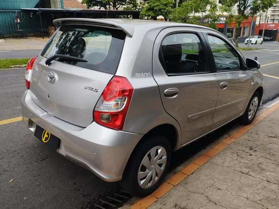 TOYOTA-ETIOS-1.5 READY 16V FLEX 4P AUTOMÁTICO TOYOTA-ETIOS-2017