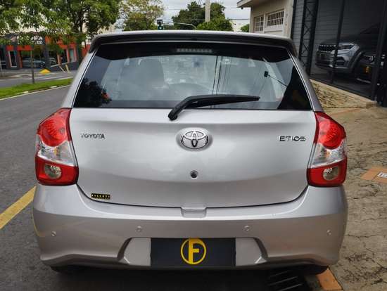 TOYOTA-ETIOS-1.5 READY 16V FLEX 4P AUTOMÁTICO TOYOTA-ETIOS-2017