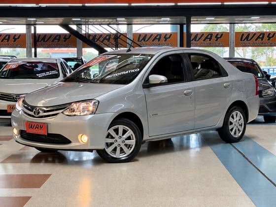 TOYOTA ETIOS 1.5 XLS SEDAN 16V FLEX 4P AUTOMÁTICO