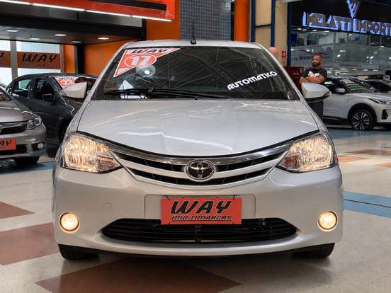 TOYOTA-ETIOS-2016