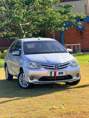 TOYOTA-ETIOS-2014