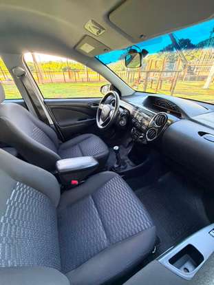 TOYOTA-ETIOS-2014
