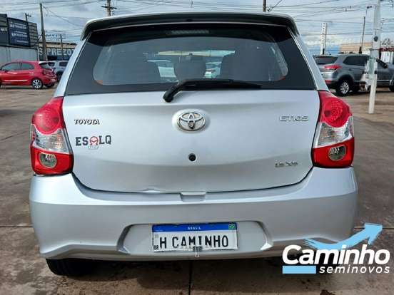 TOYOTA-ETIOS-2017