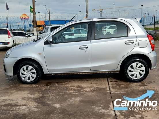 TOYOTA-ETIOS-1.5 XS 16V FLEX 4P AUTOMÁTICO TOYOTA-ETIOS-2017