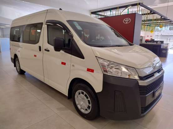 TOYOTA-HIACE-2.8 D-4D TURBO DIESEL MINIBUS 15+1 DX AUTOMÁTICO TOYOTA-HIACE-2024