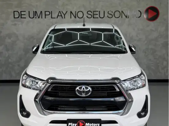 TOYOTA-HILUX-2.8 D-4D TURBO DIESEL CD SRV 4X4 AUTOMÁTICO TOYOTA-HILUX-2022