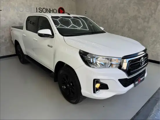 TOYOTA-HILUX-2.8 SR 4X4 CD 16V DIESEL 4P AUTOMÁTICO TOYOTA-HILUX-2018