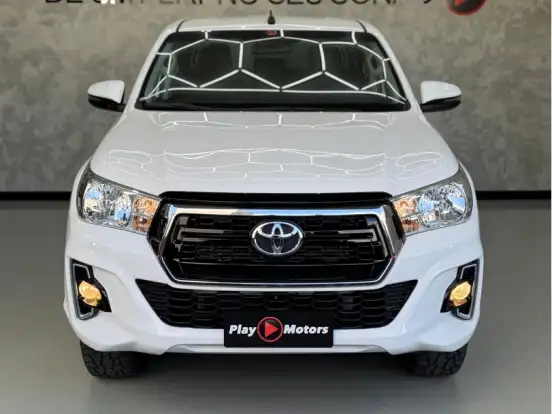 TOYOTA-HILUX-2.8 SR 4X4 CD 16V DIESEL 4P AUTOMÁTICO TOYOTA-HILUX-2018