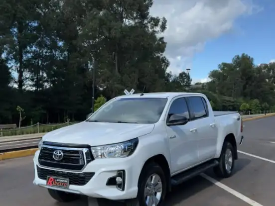 TOYOTA-HILUX-2.8 SR 4X4 CD 16V DIESEL 4P AUTOMÁTICO TOYOTA-HILUX-2020