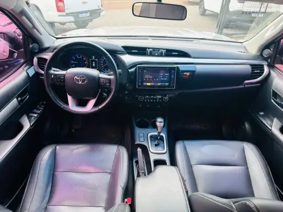 TOYOTA-HILUX-2.8 SRV 4X4 CD 16V DIESEL 4P AUTOMÁTICO TOYOTA-HILUX-2017