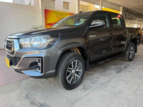 TOYOTA HILUX 2.7 SRV 4X4 CD 16V FLEX 4P AUTOMÁTICO