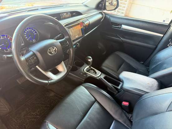 TOYOTA-HILUX-2.7 SRV 4X4 CD 16V FLEX 4P AUTOMÁTICO TOYOTA-HILUX-2017