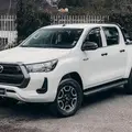 TOYOTA HILUX 2.8 D-4D TURBO DIESEL CD POWER PACK 4X4 AUTOMÁTICO TOYOTA HILUX 2.8 D-4D TURBO DIESEL CD POWER PACK 4X4 AUTOMÁTICO