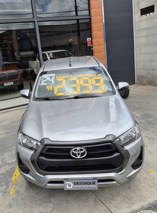 TOYOTA HILUX 2.8 D-4D TURBO DIESEL CD SR 4X4 AUTOMÁTICO
