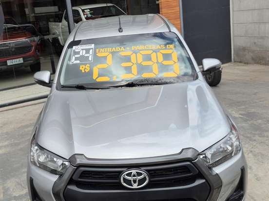TOYOTA-HILUX-2.8 D-4D TURBO DIESEL CD SR 4X4 AUTOMÁTICO TOYOTA-HILUX-2023