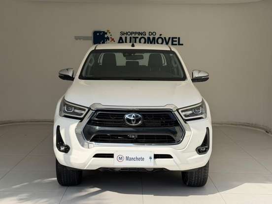 TOYOTA-HILUX-2022